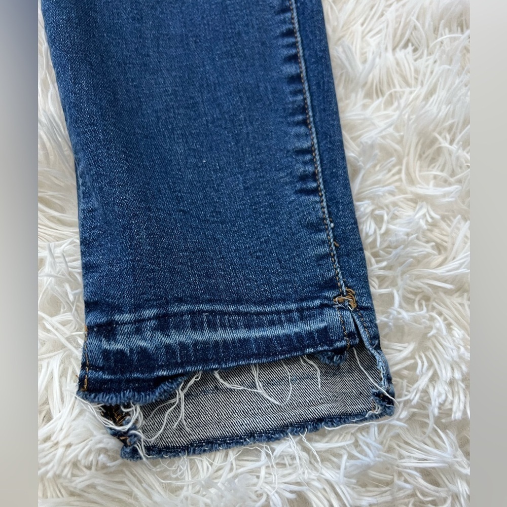 Good American Good Legs Skinny Jeans - size 8/29 - Picture 3 of 8